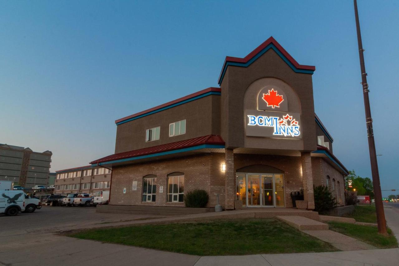 Bcm Inns Fort Mcmurray - Downtown Exterior photo
